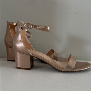 Dream Pairs Shimmering Rose Gold Block Low-Chunk Heels